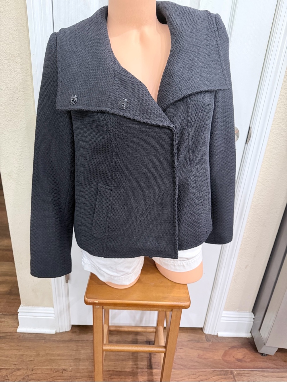Dana Buchman Textured Swing Jacket Small Black Animal Print Lined Coat